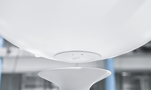 Autonomous charging principle: independent calling at the charging stations