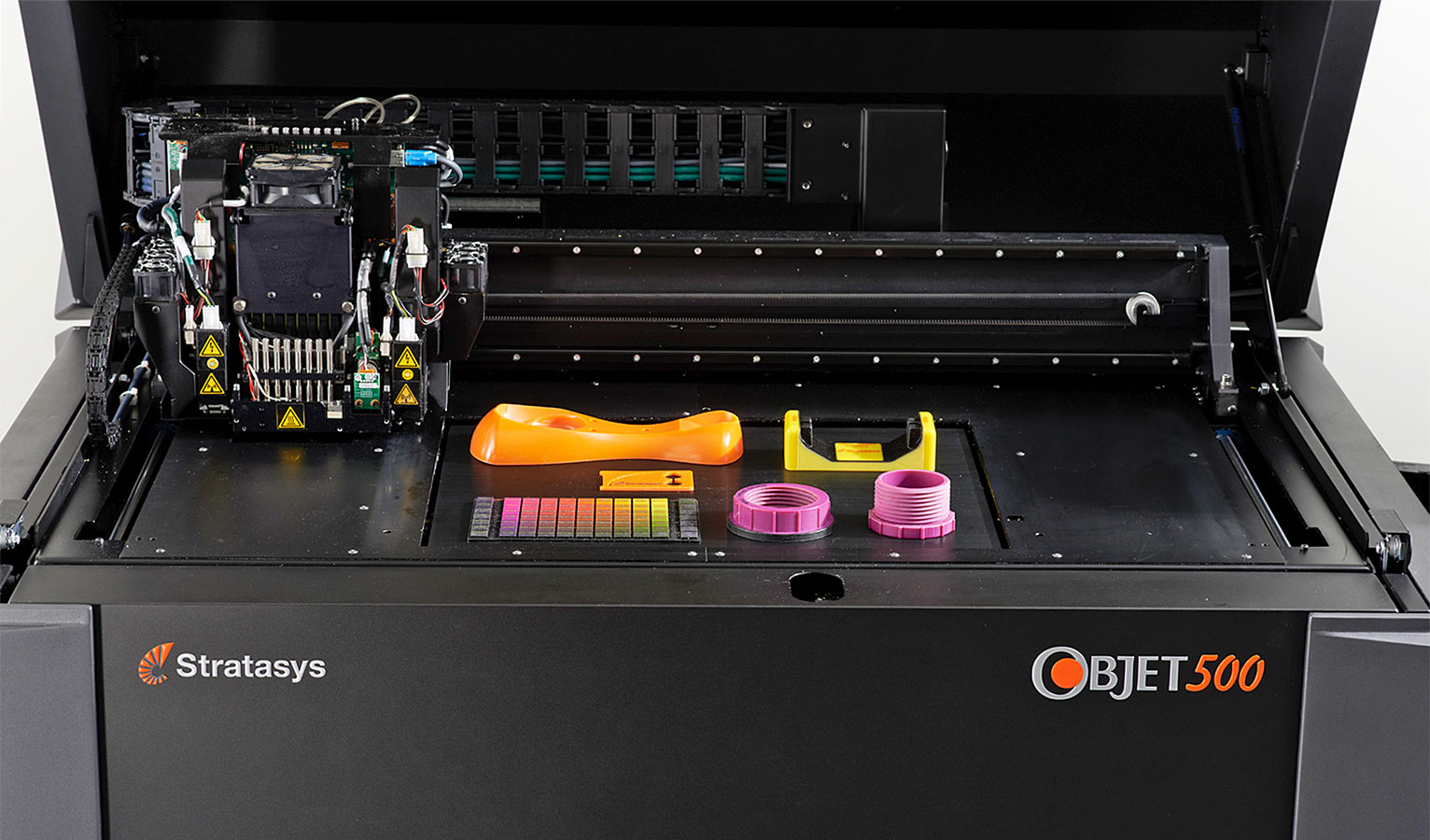 Material mix in 3D printing | Image: Stratasys