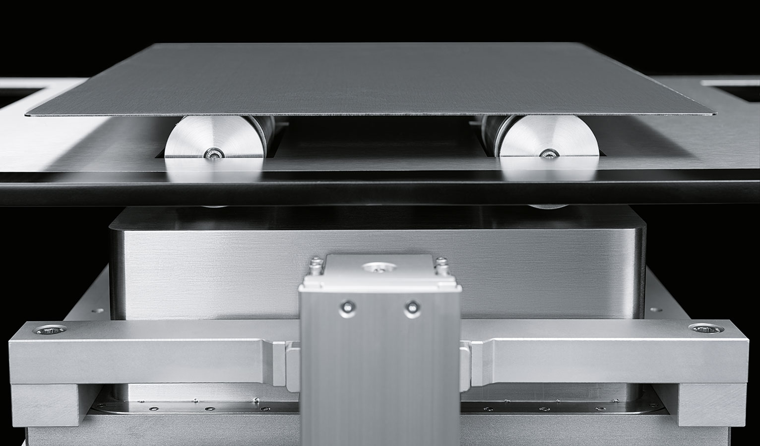 SupraCarrier – bearing and moving on hovering rollers