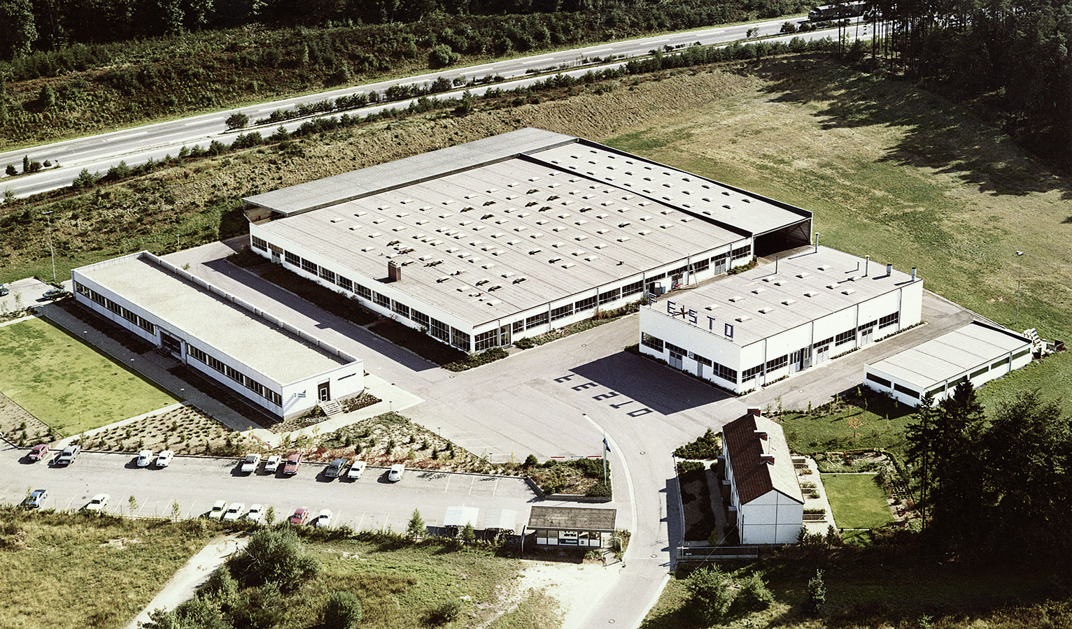 The Festo plant premises in 1969 in Rohrbach with two production halls, a distribution centre and the training workshop.