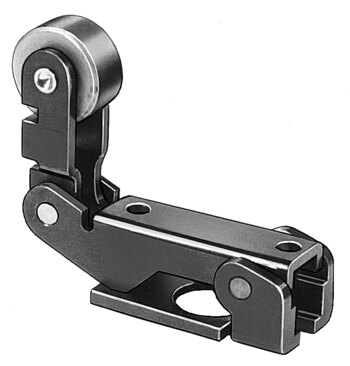 Toggle roller lever