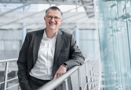 Thilo Hering - Sales Director Food and Packaging - Global Power End User