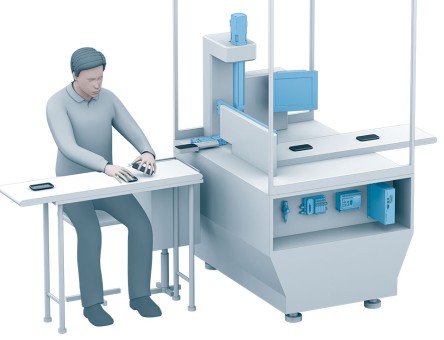 Smartphone assembly: press-fitting