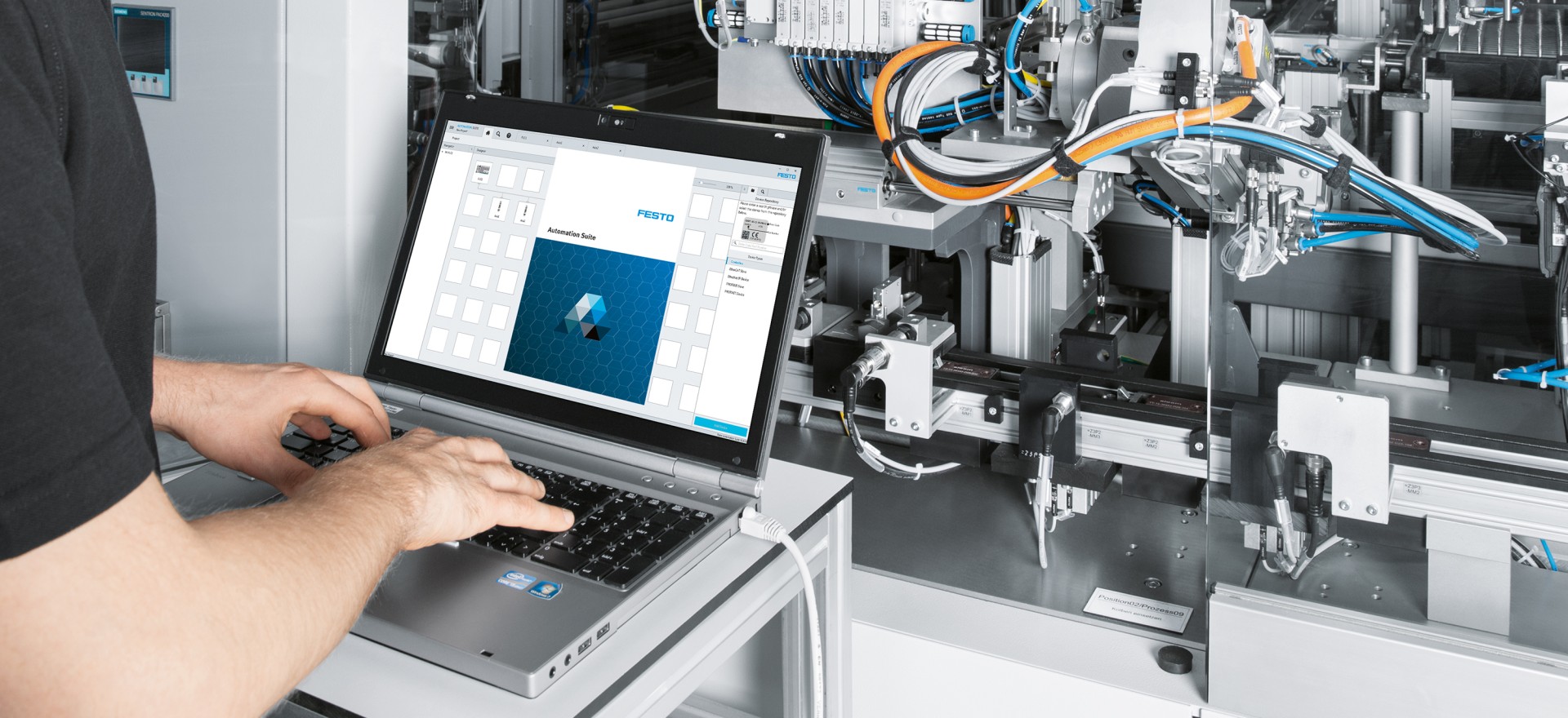 Softvér Automation Suite na uvedenie zariadenia do prevádzky
