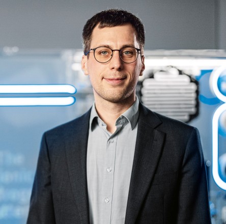 Dr Adrian Eilingsfeld, Bionic Projects chez Festo