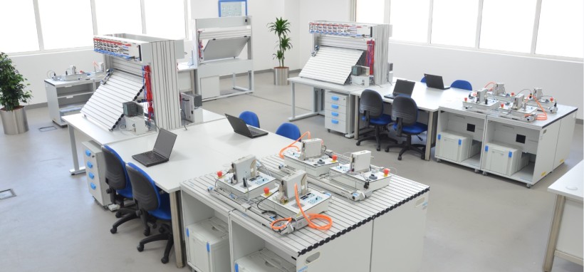 Reference project: learning laboratory Abu Dhabi Polytechnic