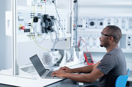 Soluzioni e servizi Festo per Istituti Tecnici Superiori e ITS Academy
