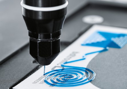 Komplettsystem aus Kinematik, Steuerung und Software