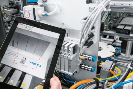 The latest information technology is used consistently throughout the Technology Plant – for example, tablets are used for service, maintenance and monitoring energy consumption.