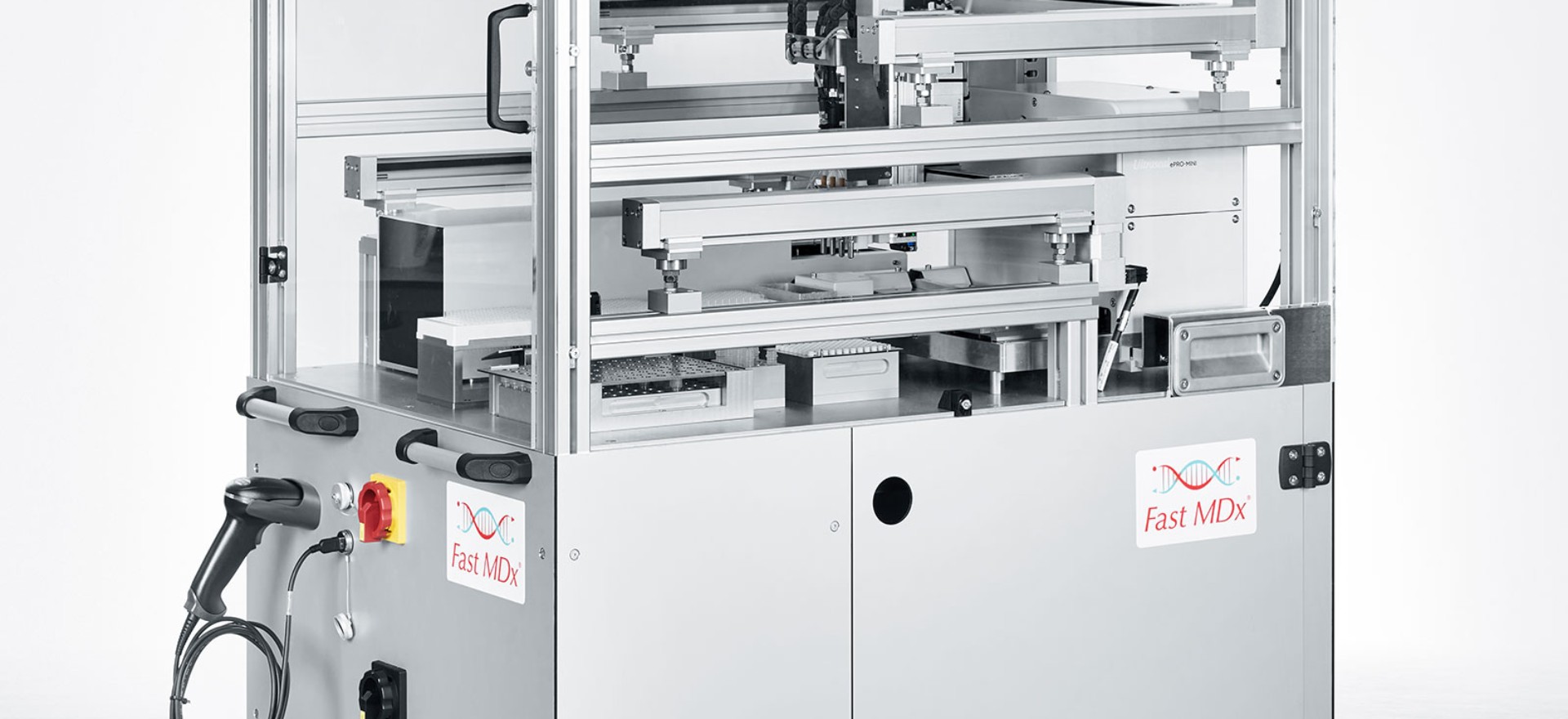 High throughput: two Festo 3D gantries with pipetting and transport units ensure a fully automated sequence of molecular diagnostic tests in the Fast MDx.