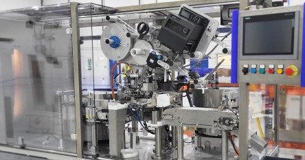 high-speed vial filling, capping and labelling line