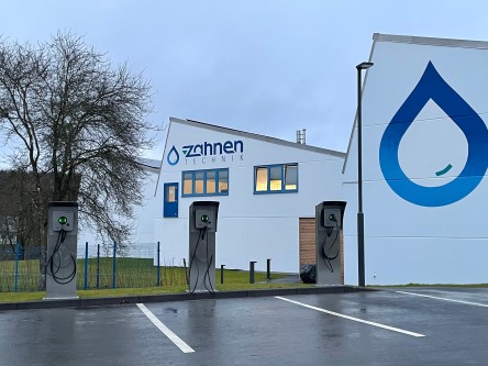 Außenaufnahme Zahnen