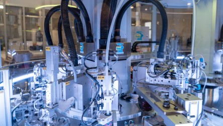 Automazione robotica su misura realizzata da BAI e Festo