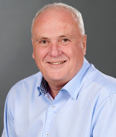 Steve Sands 