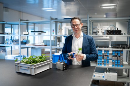 - Martin de Deyne, Sales Driver Electric Automation & Robotics