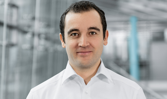 Dr. Stefan Bammesberger