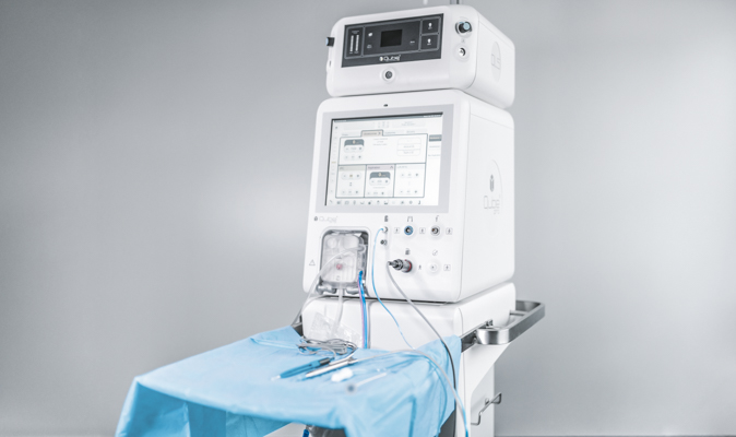 Eye Surgery with Valve Technology