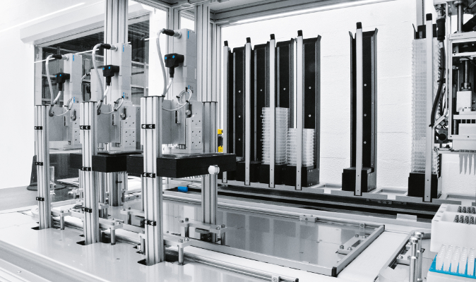 Identifying, transporting, washing and extracting: Festo components fulfil decisive functions in all phases of the process