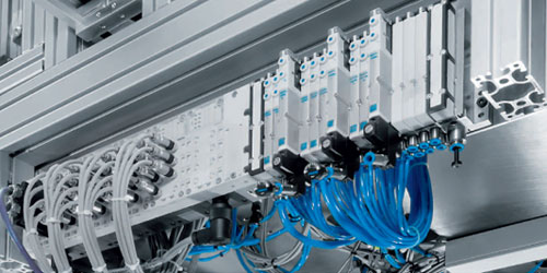 Seit der Erfindung der Ventilinsel durch Festo sind wir in punkto Portfolio und Entwicklung neuer und besserer Funktionen immer an der Spitze gewesen.