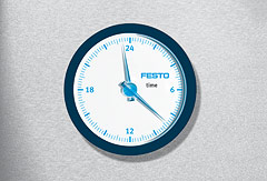Festo 24h Notfallservice: 09001 242628 (99 Ct/Min. aus dem deutschen Festnetz, Mobilfunkpreise ggfs. abweichend)