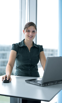 Apprenticeship in industrial administration with international business management