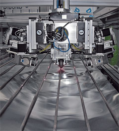 MiniTec utilise les composants et le savoir-faire Festo pour la construction des installations de soudage laser destinées à la fabrication d'absorbeurs héliothermiques.