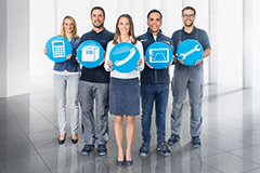 Festo employee with blue service icons